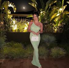 Yalıkavak Escort Bayan Suna